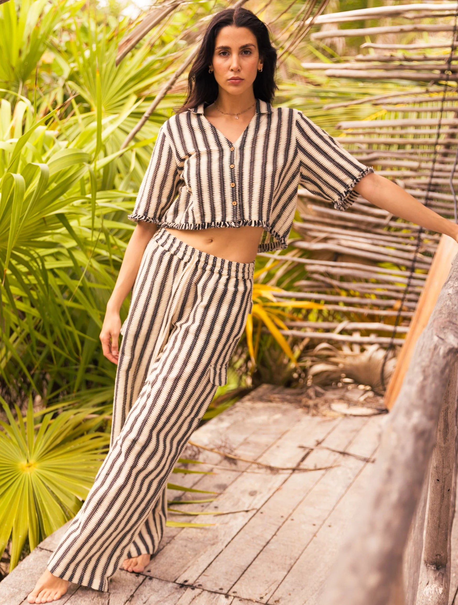 Mesh cotton pants with drawstring waist and vertical stripes