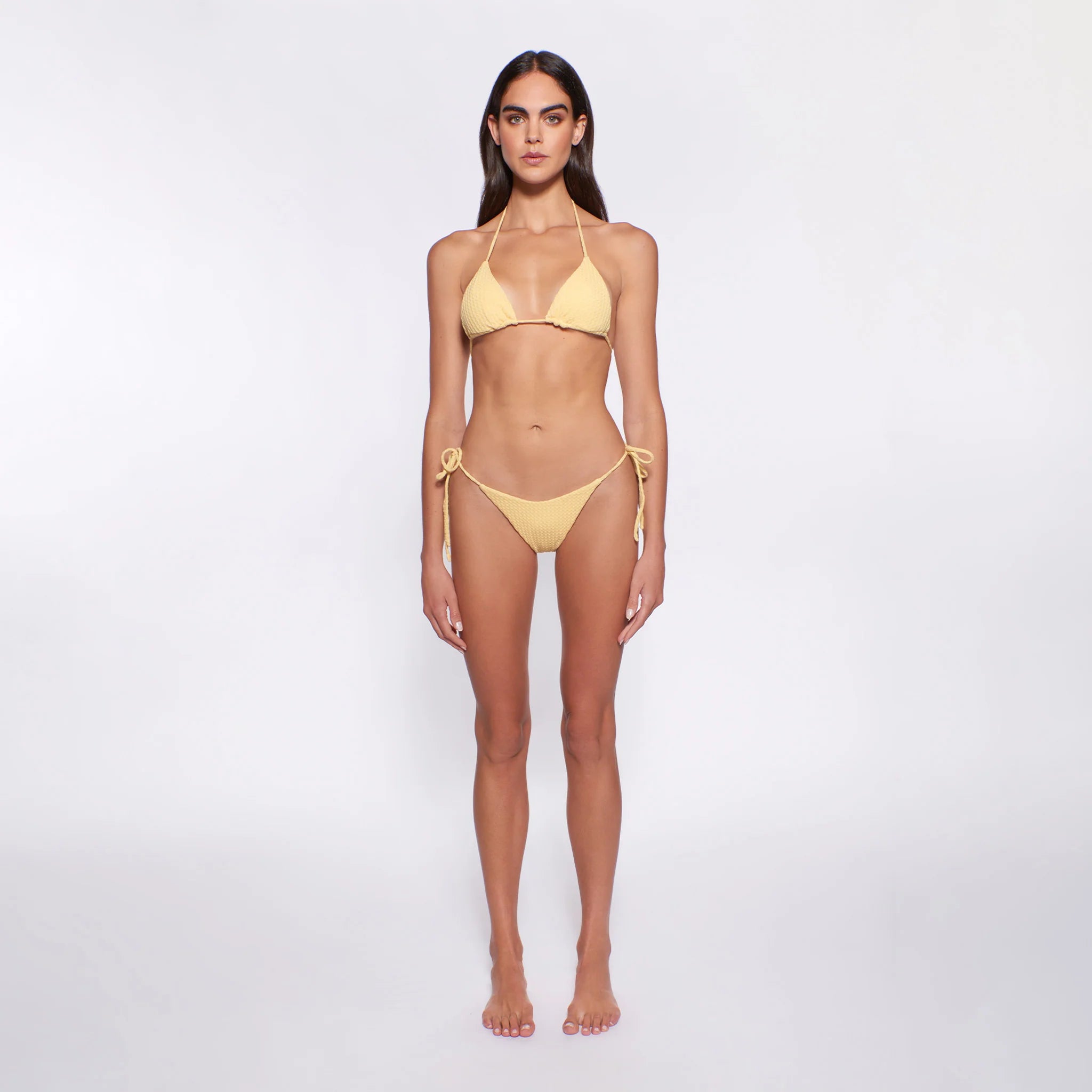 Adjustable triangle top with texture in yellow