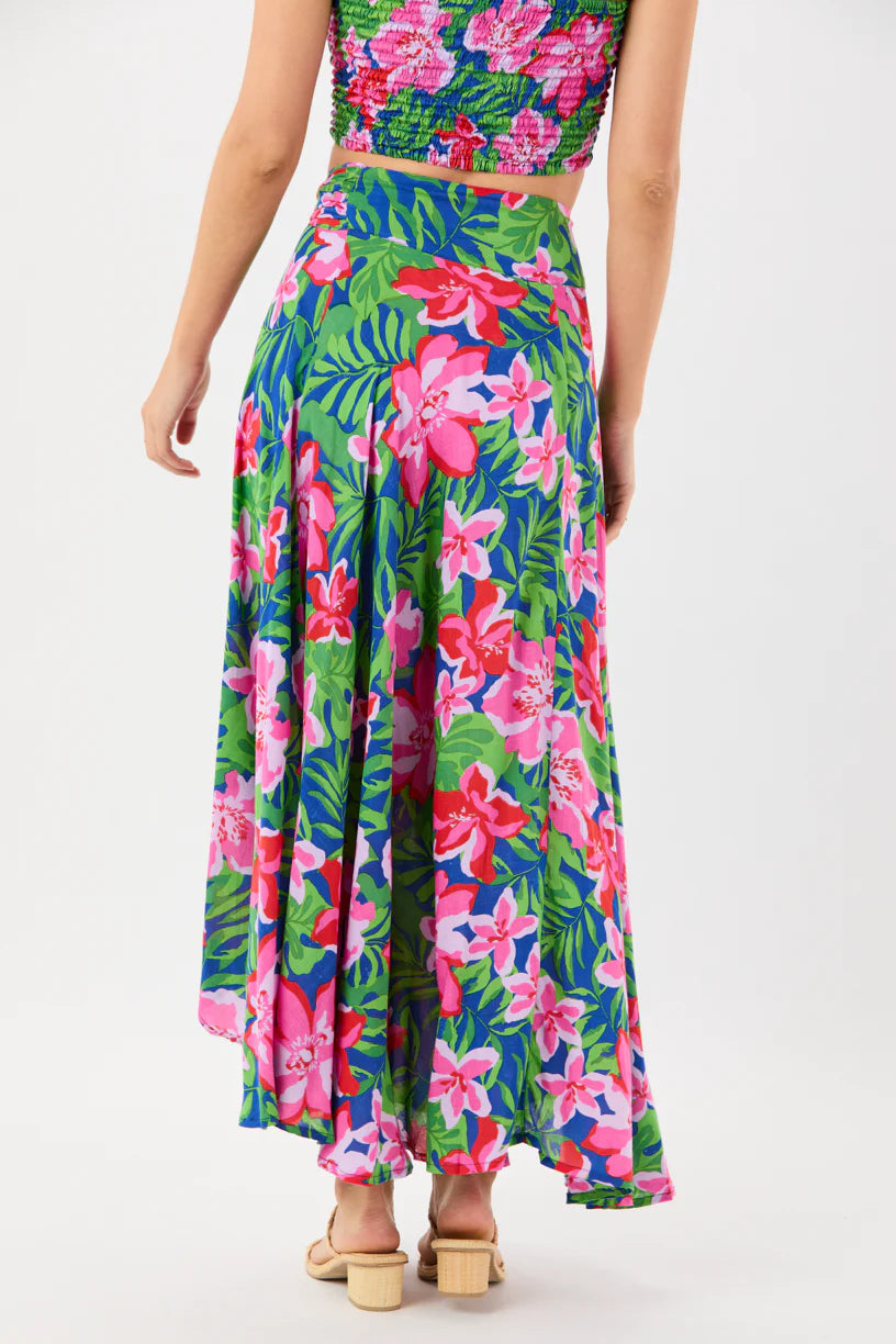One size wrap skirt in vibrant Hawaiian print