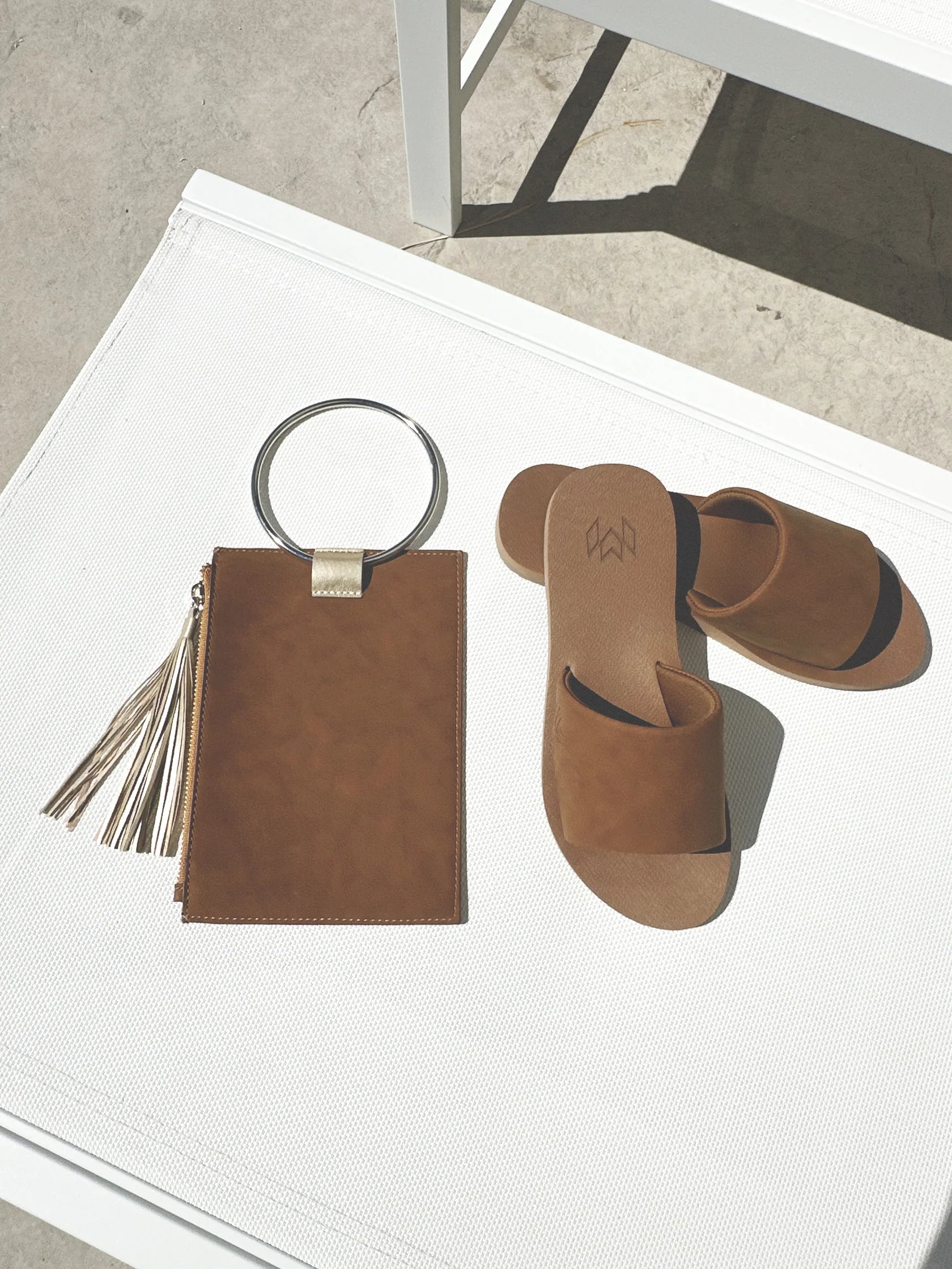 Stylish and comfortable sandals in brown