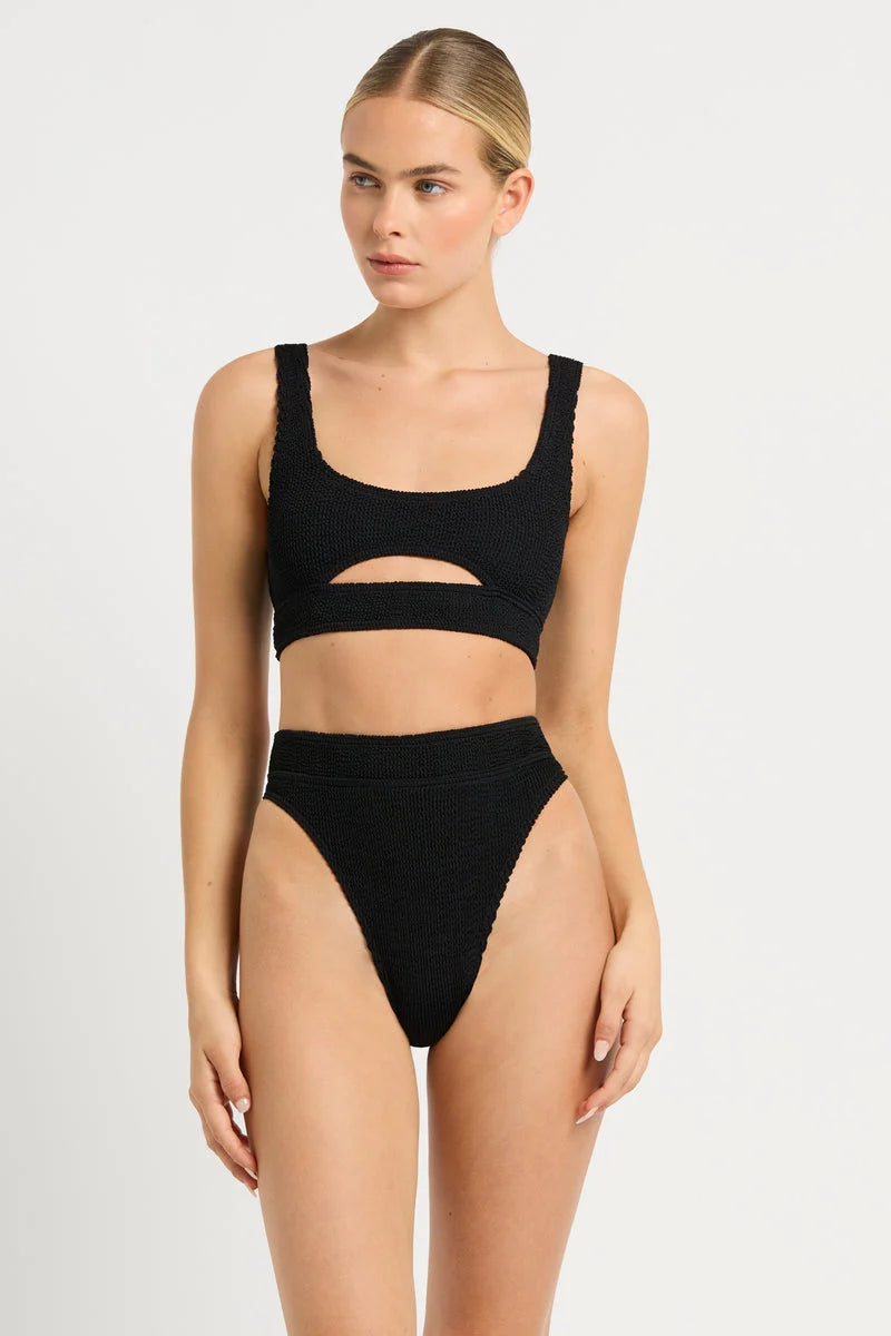 One Size Sporty Scoop Neck Top