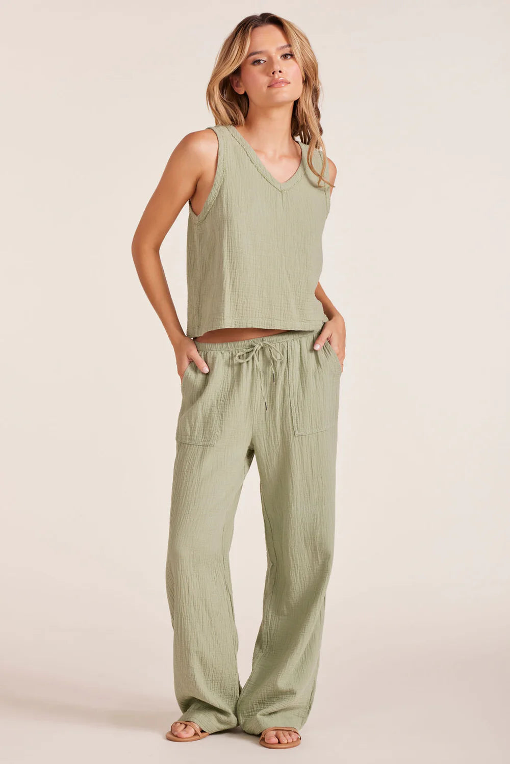 Wide leg cotton gauze pants with drawstring tie and front pockets in Juniper