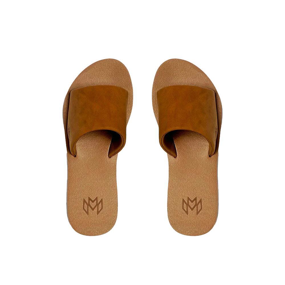Stylish and comfortable sandals in brown