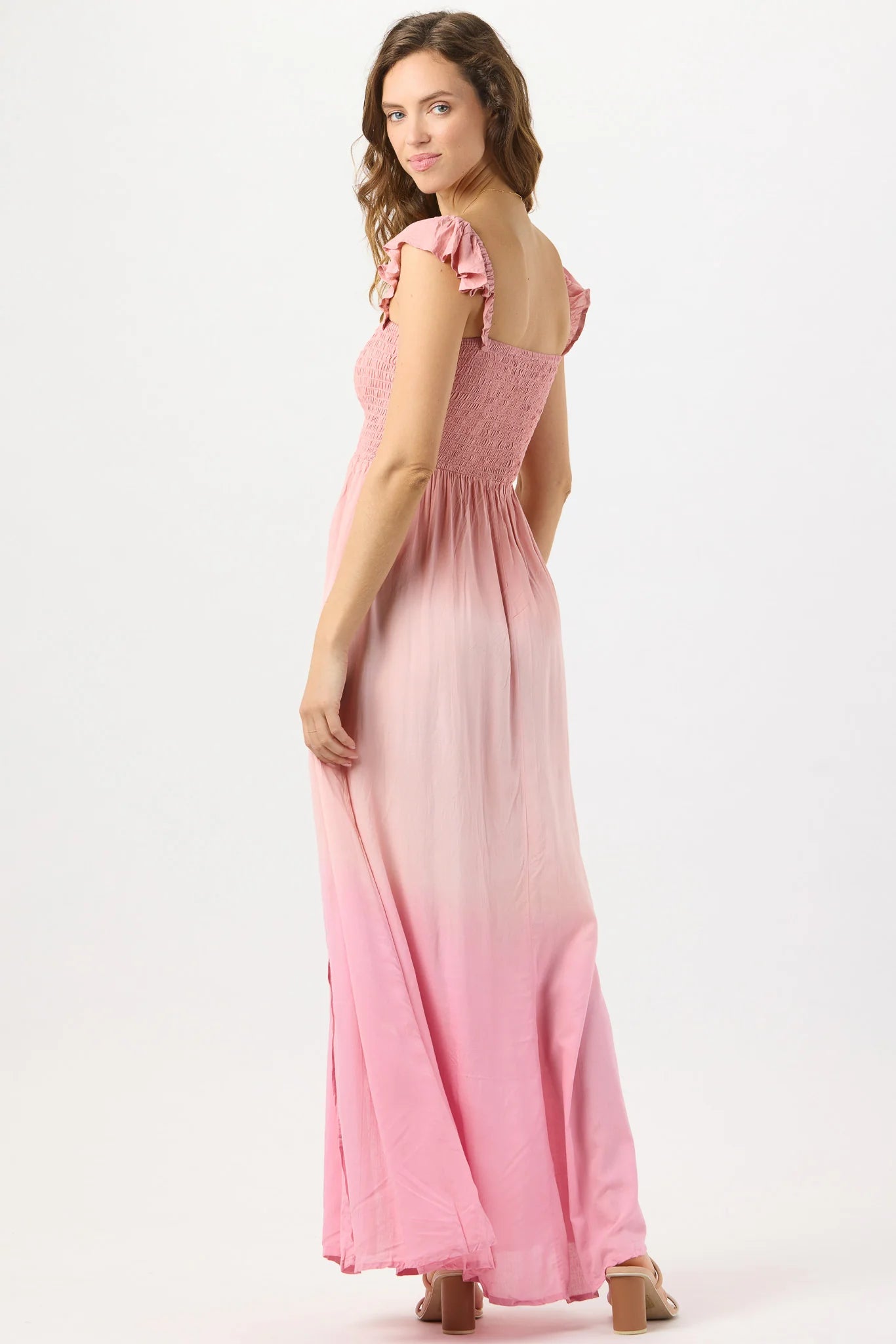 Ombre style maxi dress with ruffled sleeves in pink and mauve