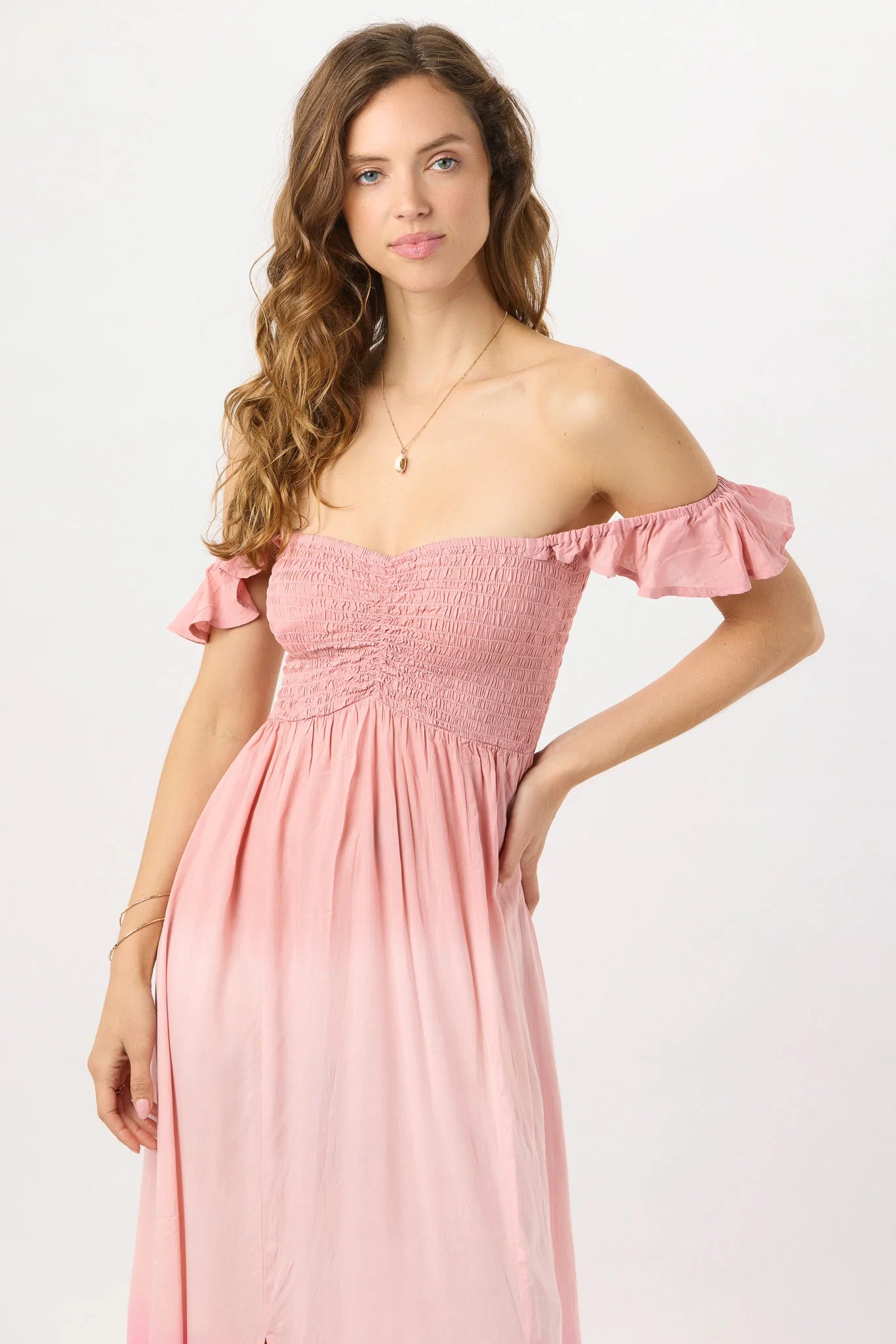 Ombre style maxi dress with ruffled sleeves in pink and mauve