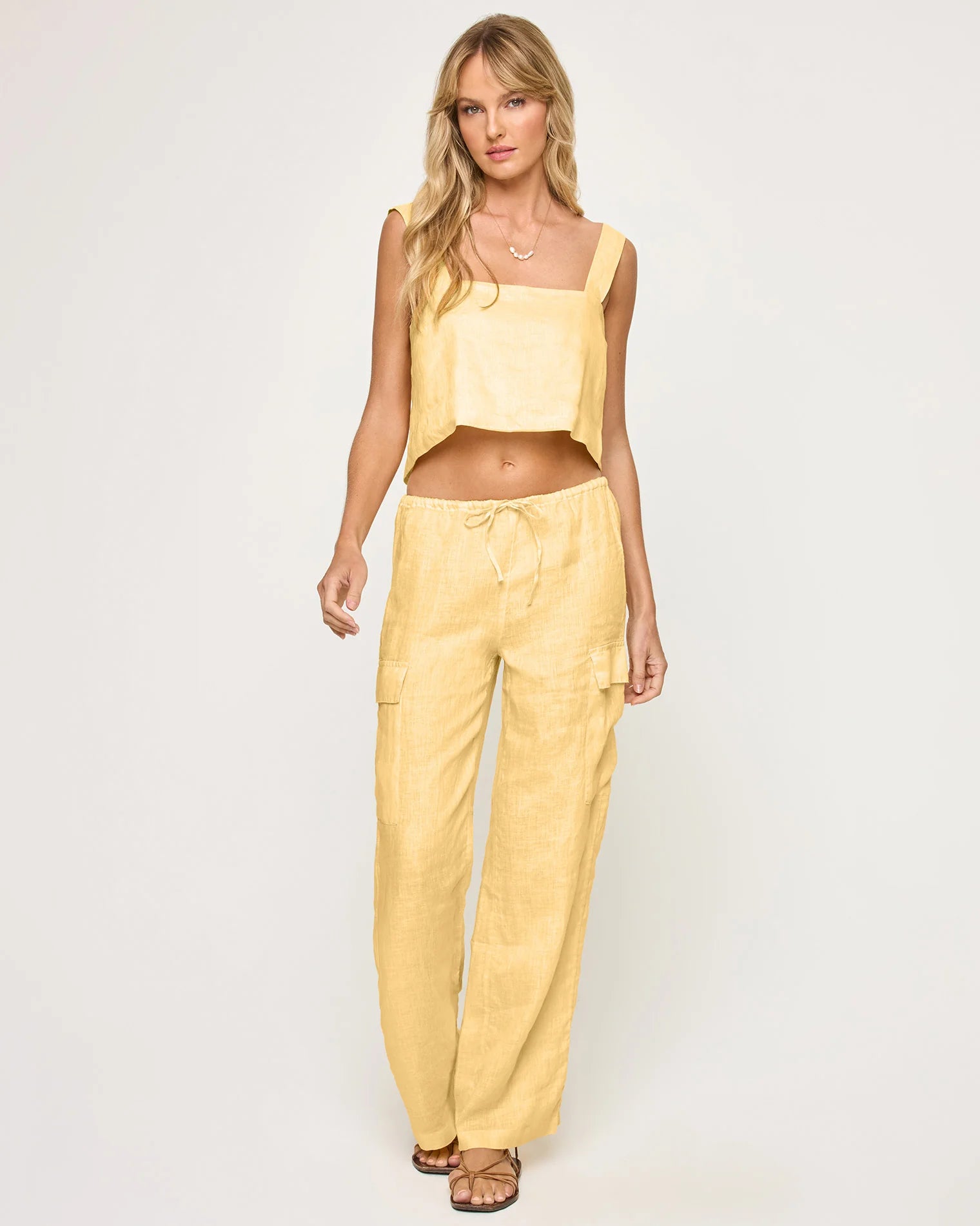 Drawstring linen cargo pants in yellow