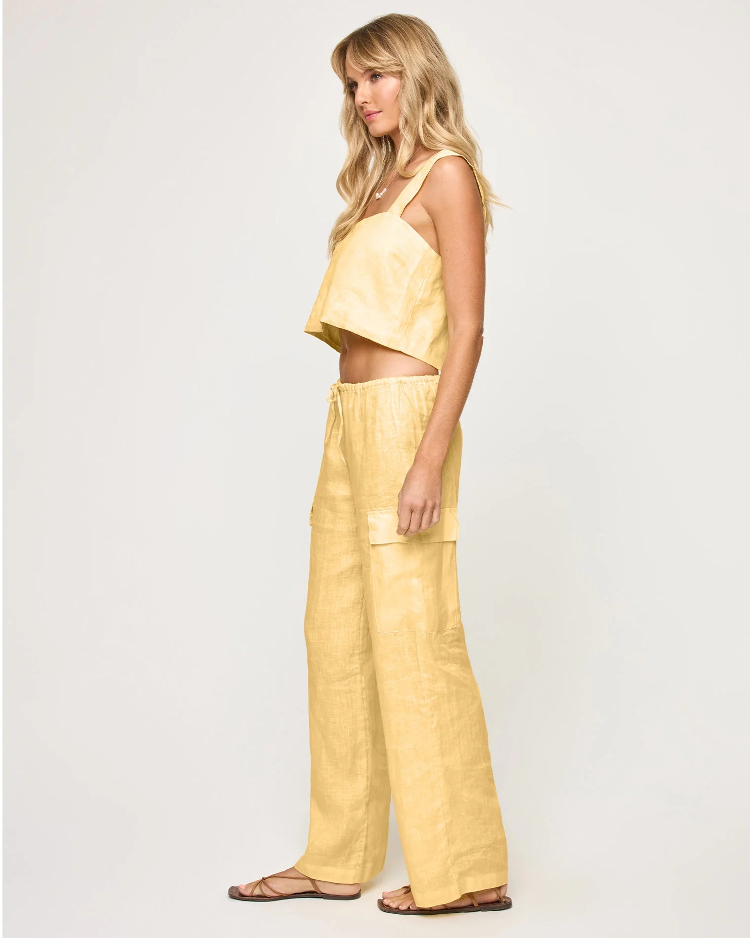 Drawstring linen cargo pants in yellow