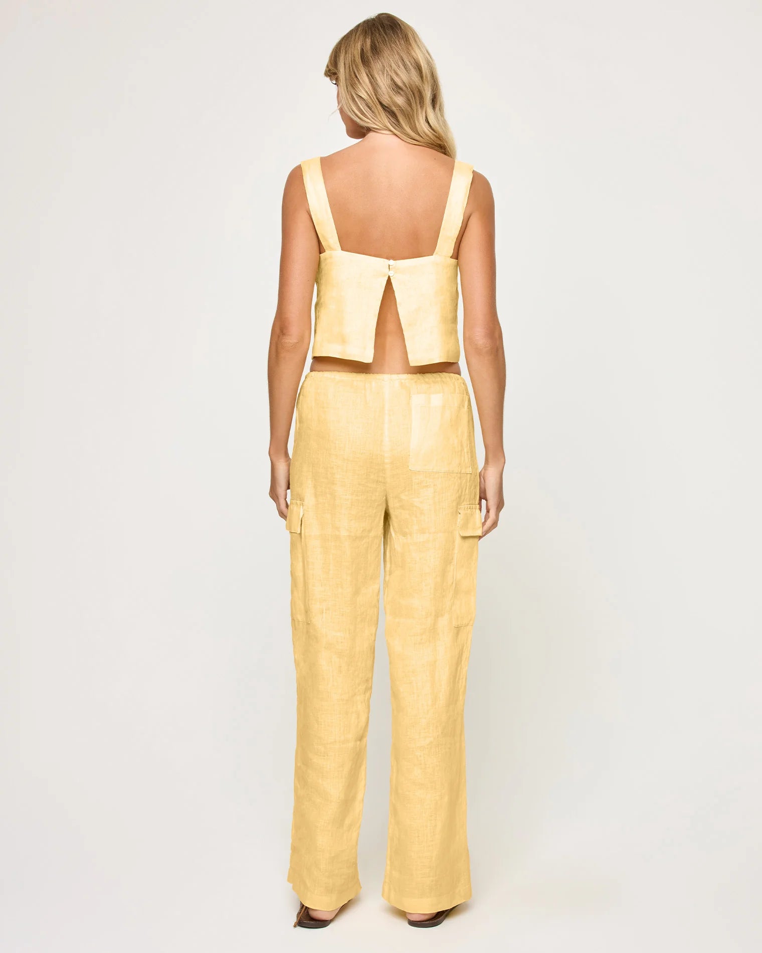Drawstring linen cargo pants in yellow