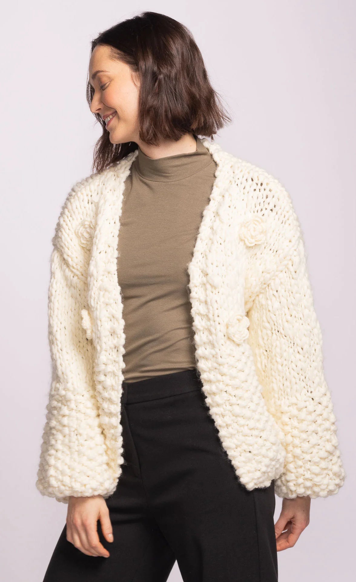 Chunky knit cardigan in White
