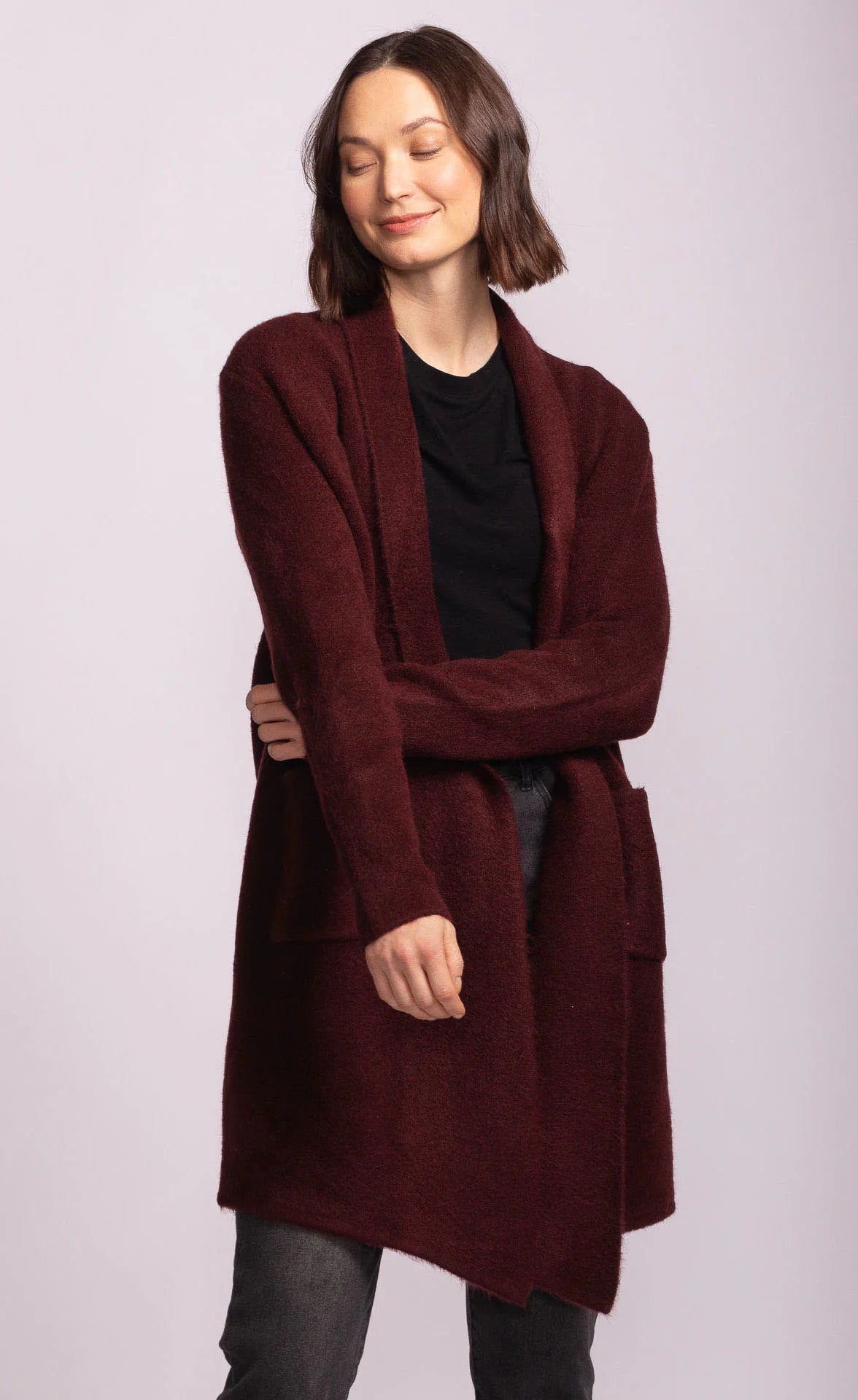 Long winter jacket with front pockets in Burgundy