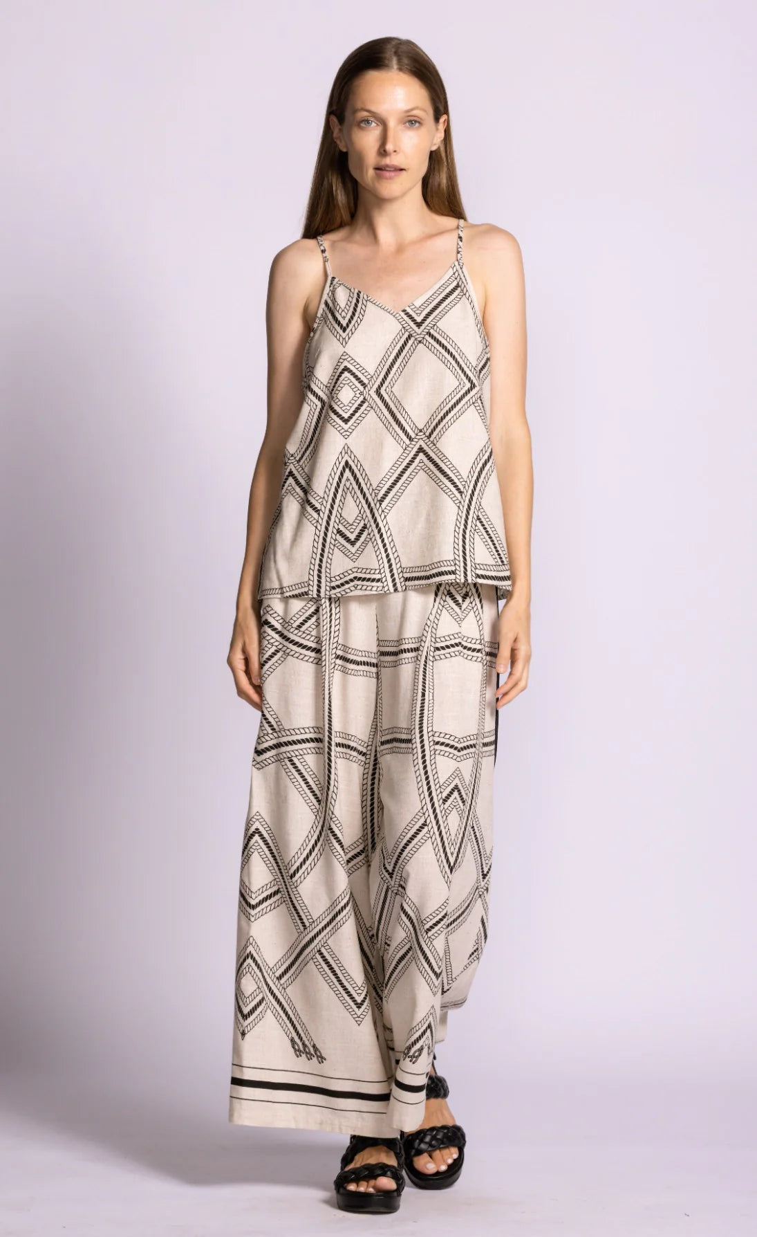 Wide leg printed pants with belt