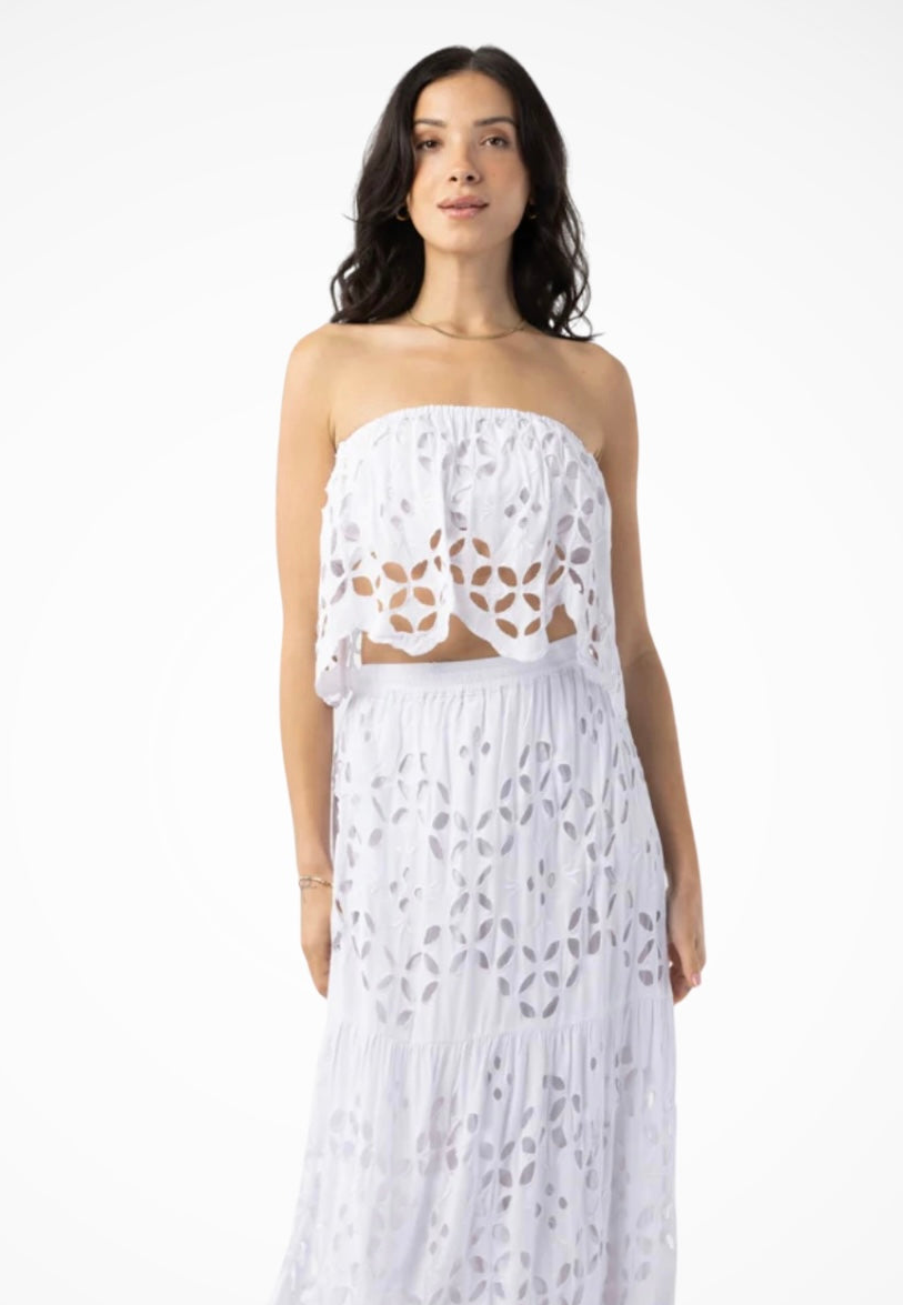 One size strapless crop top in white