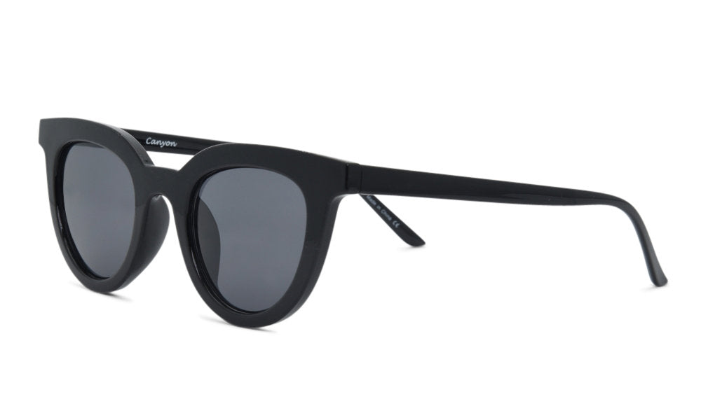 Black trendy glasses