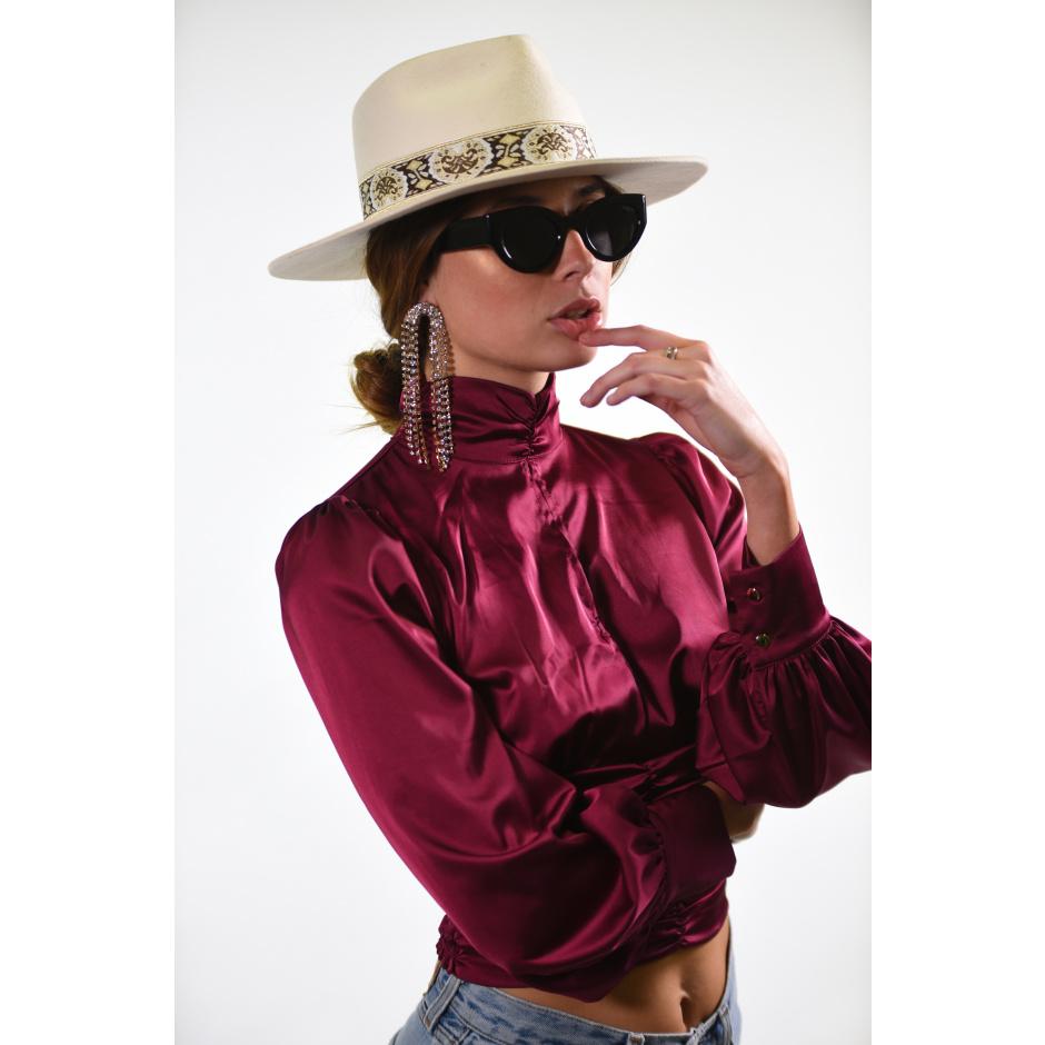 Black cat eye glasses