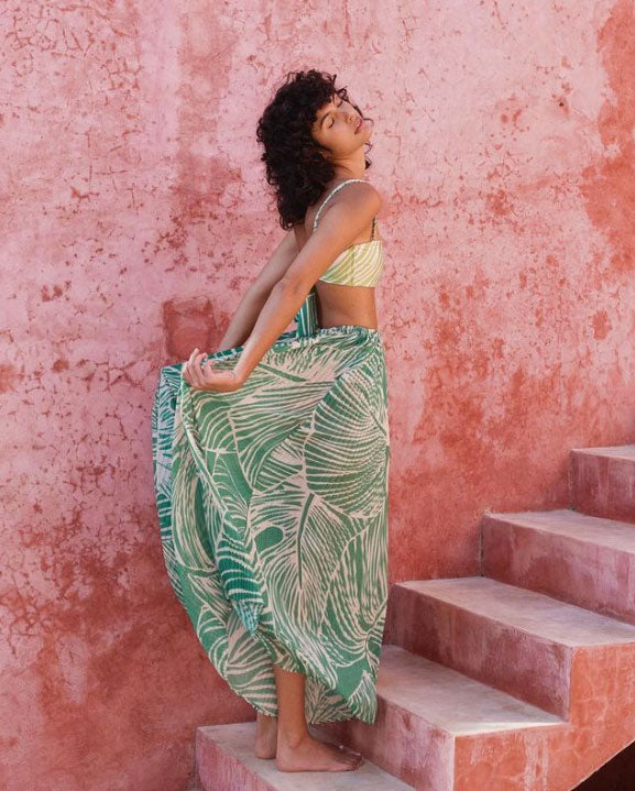 pleated green leaf print palazzo pants