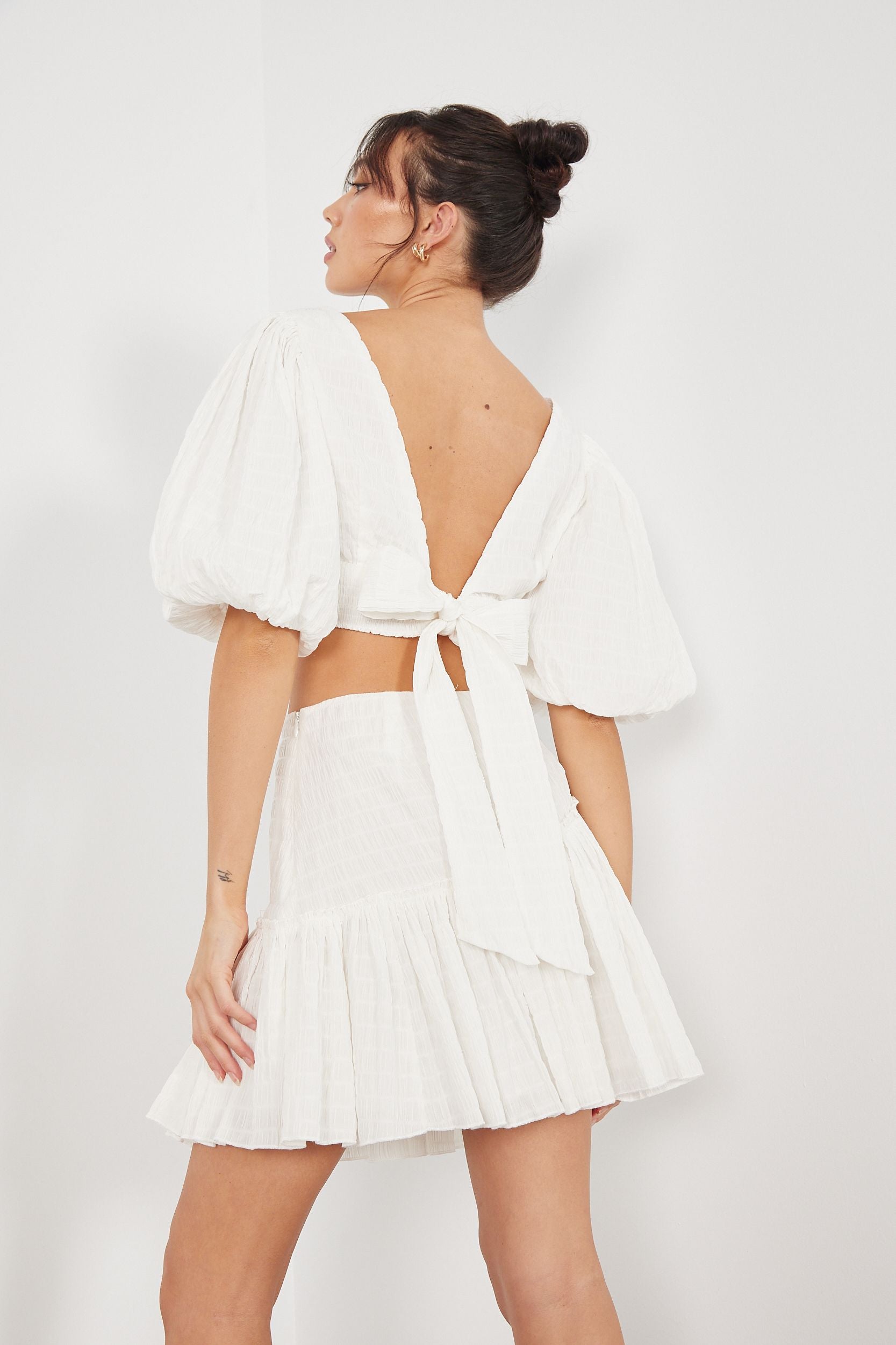 white light weight cotton short skirt