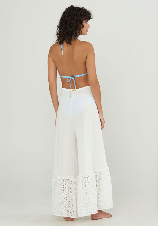 Write a brief description of the file for people with visual impairment or low-bandwidth connections.