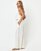 Wide leg pants in off white