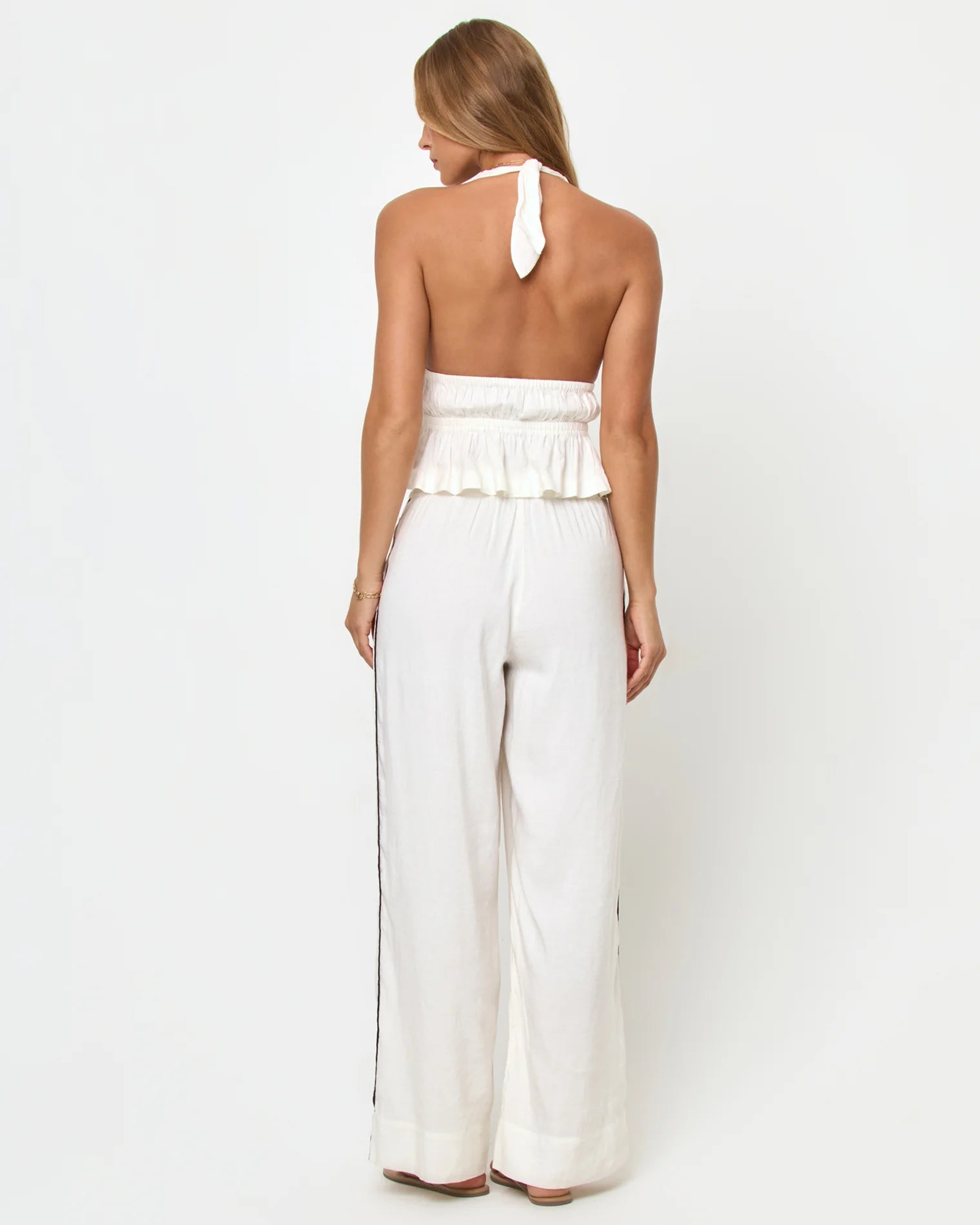 Wide leg pants in off white