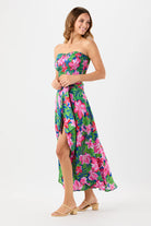 One size wrap skirt in vibrant Hawaiian print