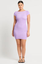 Short sleeve mini dress in one size crinkle fabric with lavender floral print