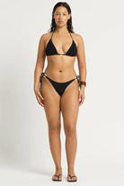 Black ring front triangle top