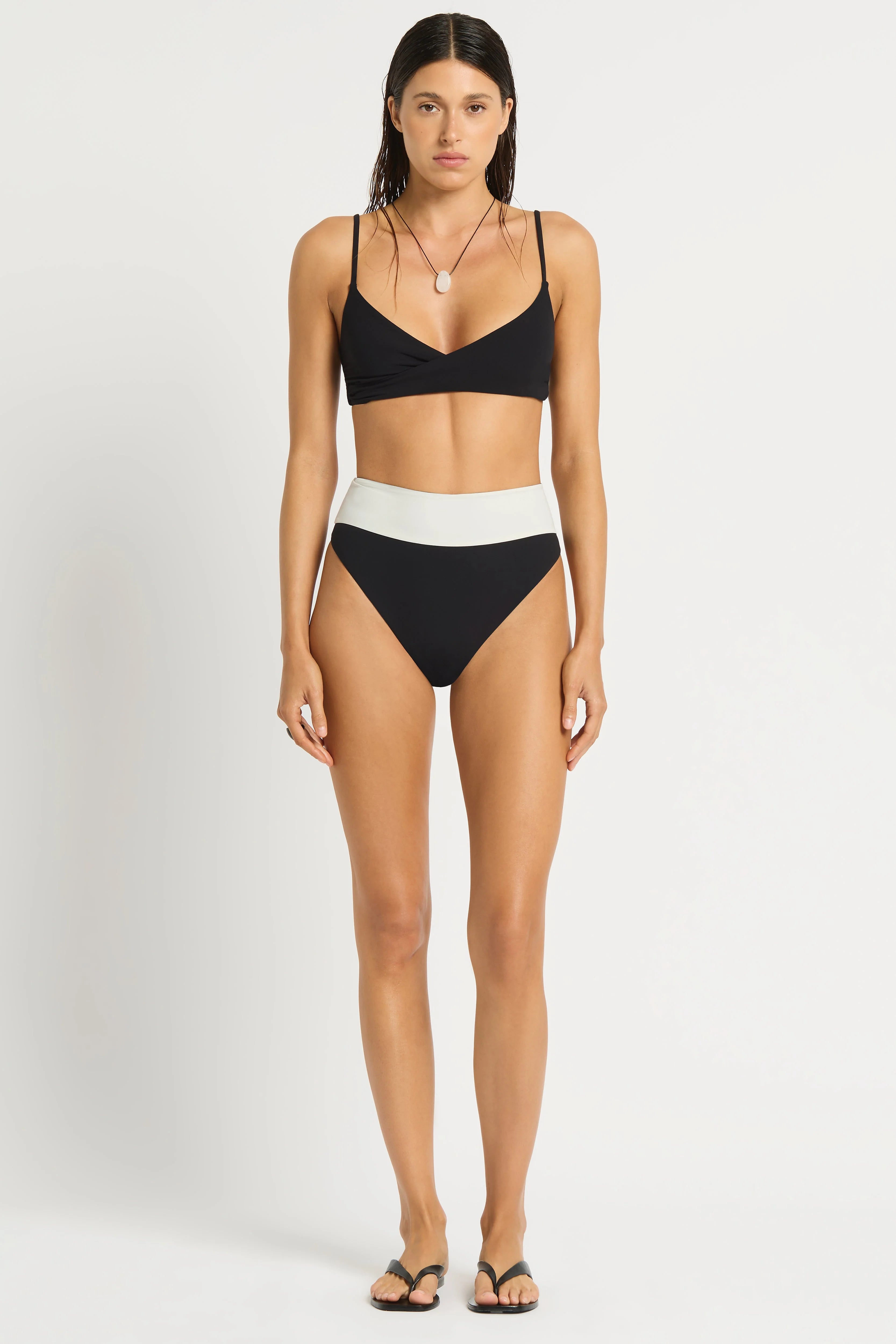 High waist bikini bottom that reverses from black to white