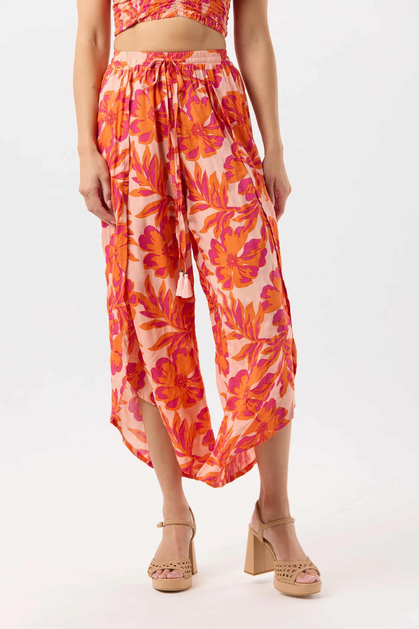 Drawstring Pant With Hawaiian Flower Print