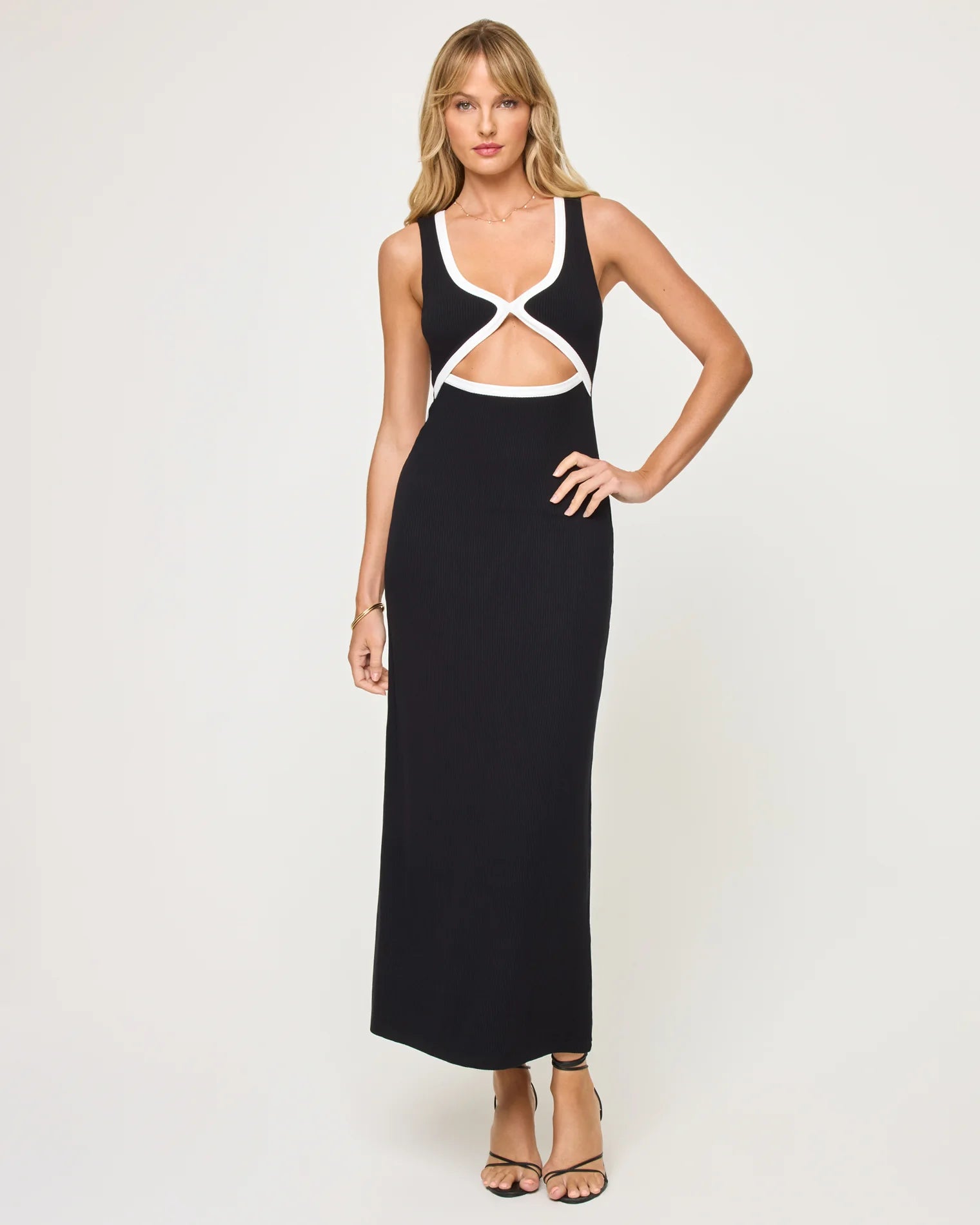 Plunging midi dress with a front cutout in ribbed fabric 
