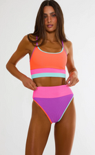 Sporty bikini top with scooped neck in multicolor