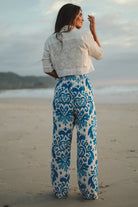 Wide leg pants with elastic waistband in bright blue print