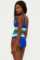 Sporty scoop neck top with ribbed fabric in blue and yellow color block