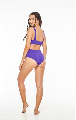 
                  
                    Sporty Purple Scoop Neck Bikini Top 
                  
                